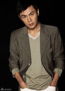 秦昊个人资料及照片,光影交织下的实力派演员