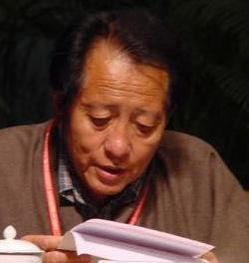 洛桑简介资料
